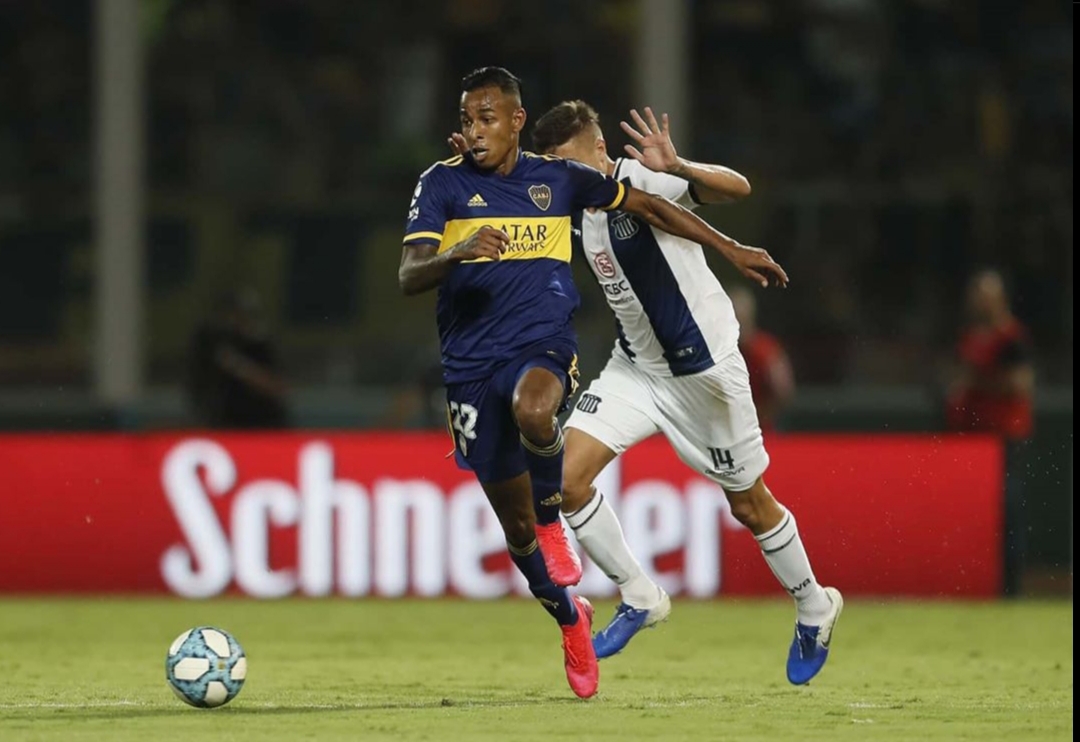 "CÓRDOBA ES TIERRA DE RUSSO"  Por la fecha 18 de la Superliga Argentina, Boca derrotó a Talleres por 2-1 bajo un gran marco en el Mario Alberto Kempes, en donde había público de ambos equipos. Los goles de la visita fueron de Villa y Tévez, mientras que Valoyes anotó el único tanto de "La T".